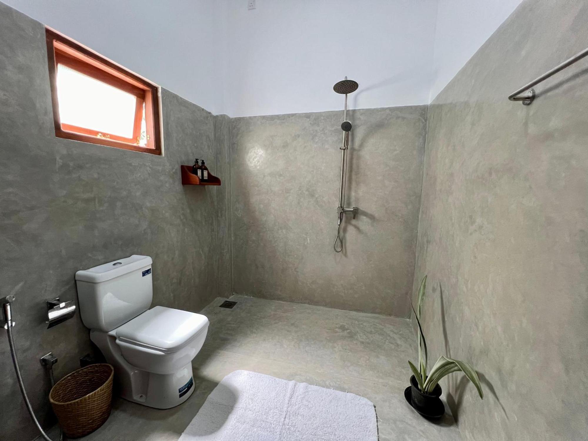 Triton Dondra Hotel Ngoại thất bức ảnh